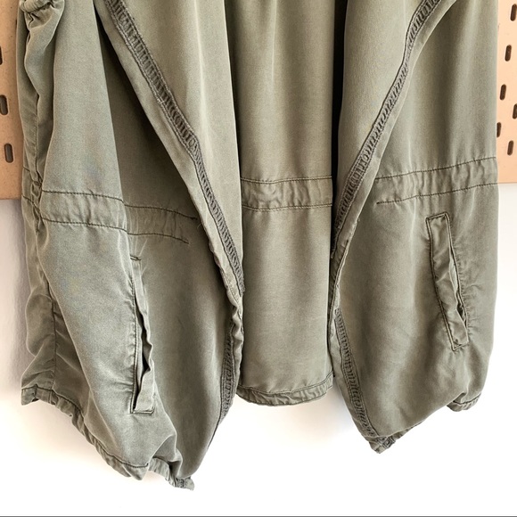 🎉Host Pick🎉 MAX JEANS Olive Green Utility Vest Draped Size Large - Picture 4 of 13